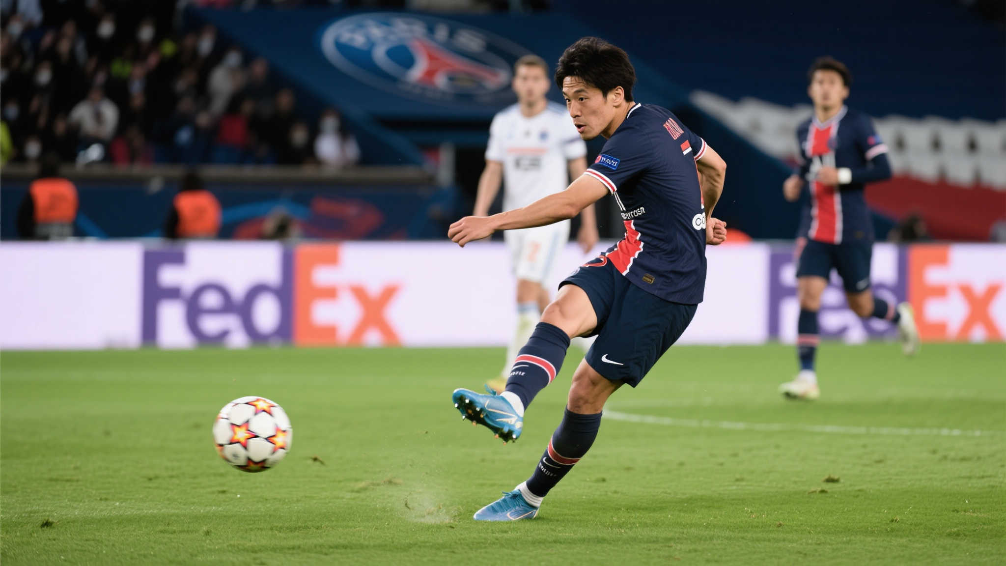 敏銳直覺的 敏銳直覺的